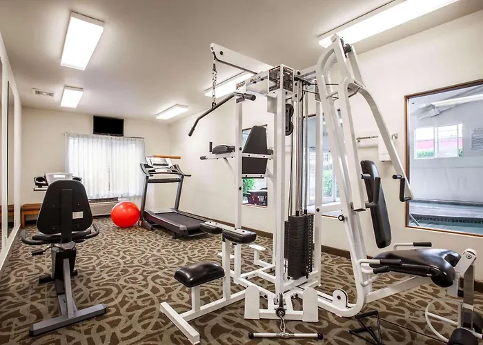 Quality Inn & Suites Federal Way - Seattle